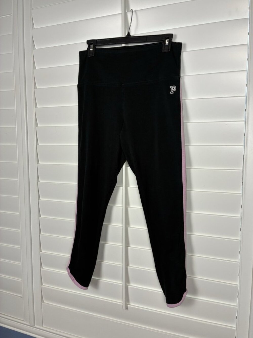 Victoria’s Secret PINK Women’s L Black Yoga Leggings with Pink Side Stripe